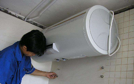 北京德意电热水器维修案例